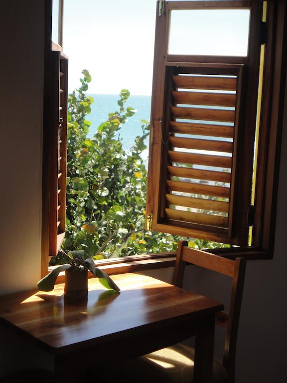 KuDehya Guesthouse Treasure Beach Værelse billede